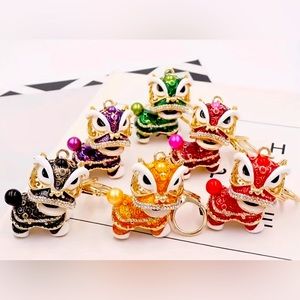 🐲 New! Lucky Chinese Dancing Lion Keychain and Charm